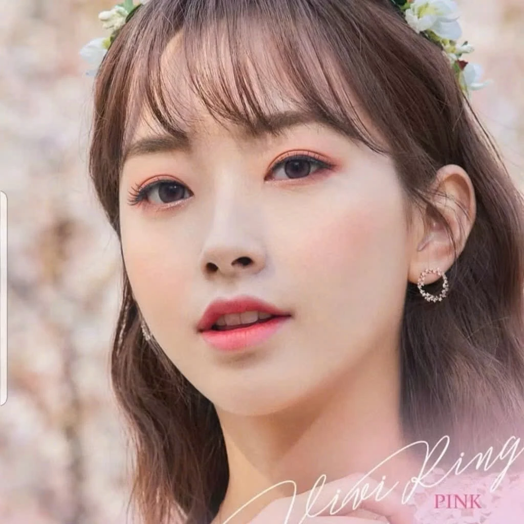 Lens 1 Tháng Olens mẫu ViVi Ring Pink và French Shine Hazel giãn nhẹ 14.2mm